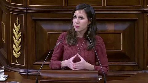 Belarra acusa a Vox de "racistas" y defender pederastas y una diputada la llama "viciosa"