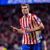 Sorloth celebra uno de sus goles al Brujas