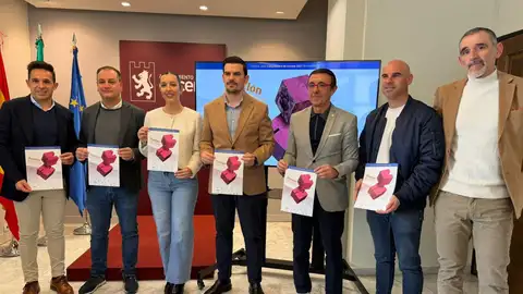 El Campeonato de España de Duatlón reúne este fin de semana en Cáceres a 1.200 atletas El Campeonato de España de Duatlón reúne este fin de semana en Cáceres a 1.200 atletas