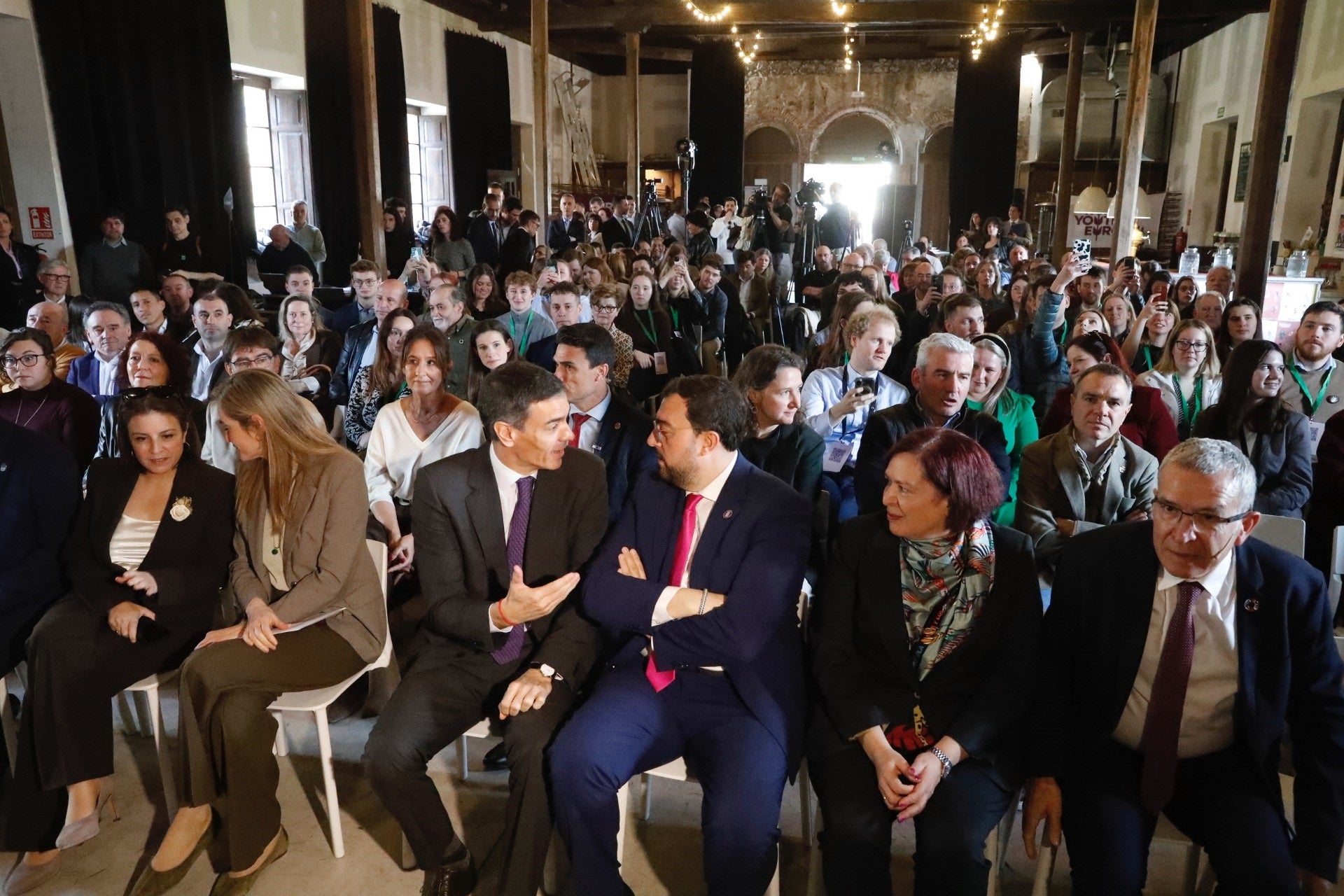 Pedro Sánchez presenta en Infiesto la II Estrategia Nacional de Reto Demográfico Pedro Sánchez presenta en Infiesto la II Estrategia Nacional de Reto Demográfico