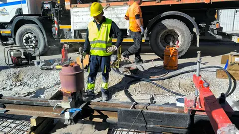 El Metro de Granada completa la colocación de vías hasta Las Gabias y encara su recta final de obra civil El Metro de Granada completa la colocación de vías hasta Las Gabias y encara su recta final de obra civil