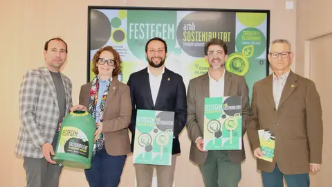 Castellón impulsa el reciclaje de vidrio en la Magdalena con la campaña ‘Festegem amb sostenibilitat’ Castellón impulsa el reciclaje de vidrio en la Magdalena con la campaña ‘Festegem amb sostenibilitat’
