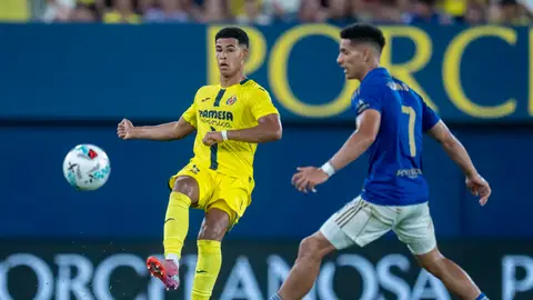 Mouriño: "Tenemos equipo para ganar al Barcelona" Mouriño: "Tenemos equipo para ganar al Barcelona"