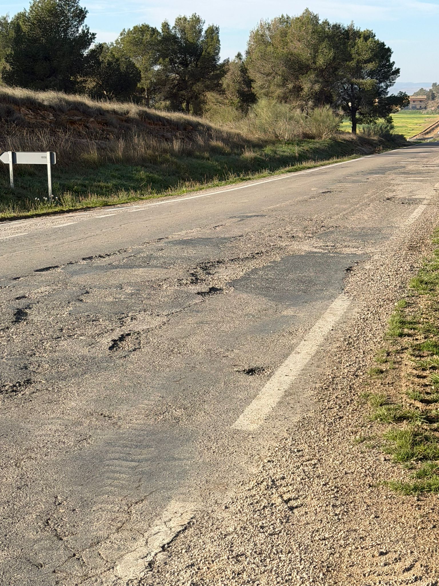 Alberuela de Tubo - Sodeto reclama actuar de manera urgente en la A-1223 Alberuela de Tubo - Sodeto reclama actuar de manera urgente en la A-1223