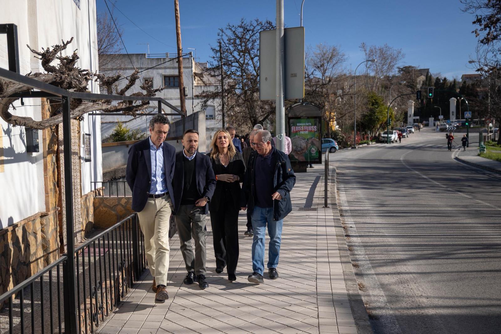 El Ayuntamiento de Granada renueva la red de agua en El Fargue con una inversión de 38.000 euros y anuncia un nuevo proyecto de vertidos El Ayuntamiento de Granada renueva la red de agua en El Fargue con una inversión de 38.000 euros y anuncia un nuevo proyecto de vertidos