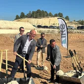 La Nucía coloca la primera piedra de “Porta Nucía”, un parque comercial de 21.600 m² junto a la Ciudad del Deporte La Nucía coloca la primera piedra de “Porta Nucía”, un parque comercial de 21.600 m² junto a la Ciudad del Deporte
