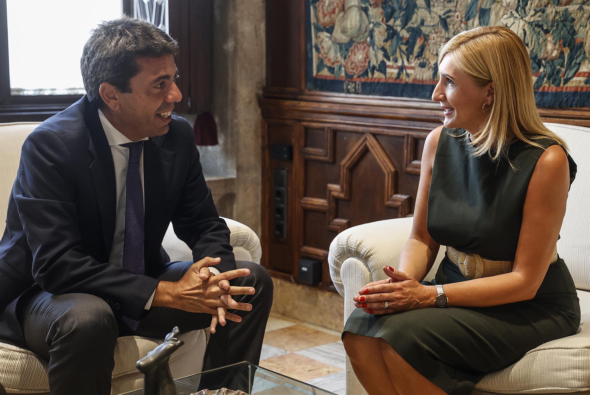 Un alto cargo del Consell dice que cuando habló con Mazón la tarde de 29O tenía "tono de trabajo, igual que Pradas" Un alto cargo del Consell dice que cuando habló con Mazón la tarde de 29O tenía "tono de trabajo, igual que Pradas"