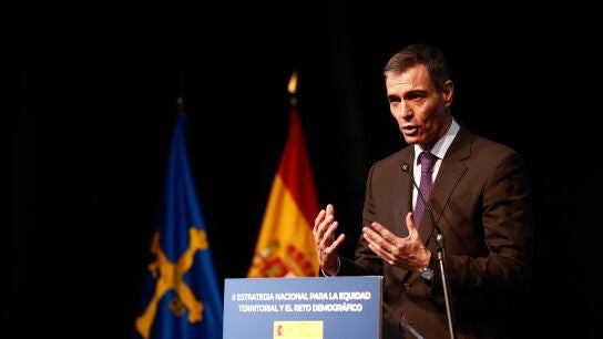 El presidente del Gobierno, Pedro S&aacute;nchez, interviene durante el acto de presentaci&oacute;n de la II Estrategia Nacional para la Equidad Territorial 