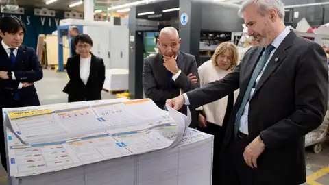 Azcón ha visitado las instalaciones de la editorial Edelvives Azcón ha visitado las instalaciones de la editorial Edelvives