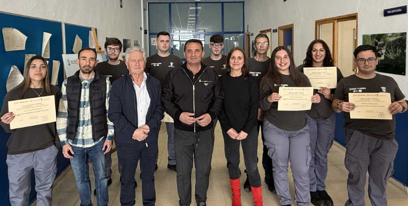 La Escuela Taller de Electricidad finaliza en La Nucía tras un año de formación La Escuela Taller de Electricidad finaliza en La Nucía tras un año de formación
