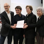 Signatura de l'acord entre el BAU i la URV