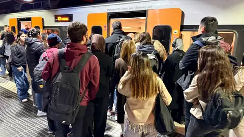 CCOO desconvoca la vaga a Ferrocarrils de la Generalitat durant el MWC CCOO desconvoca la vaga a Ferrocarrils de la Generalitat durant el MWC