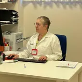 Carmen Soler, trabajadora social del centro de salud de Alzira II del Departamento de Salud de la Ribera Carmen Soler, trabajadora social del centro de salud de Alzira II del Departamento de Salud de la Ribera