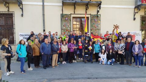 Concentración en Orihuela por la Senda del Poeta Concentración en Orihuela por la Senda del Poeta