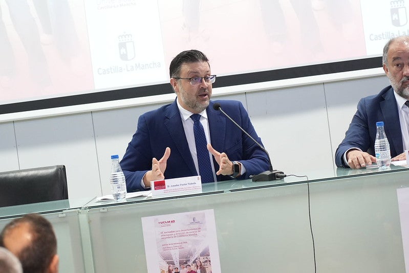 5.800 jóvenes no pagarán matrícula en la UCLM el próximo curso 5.800 jóvenes no pagarán matrícula en la UCLM el próximo curso