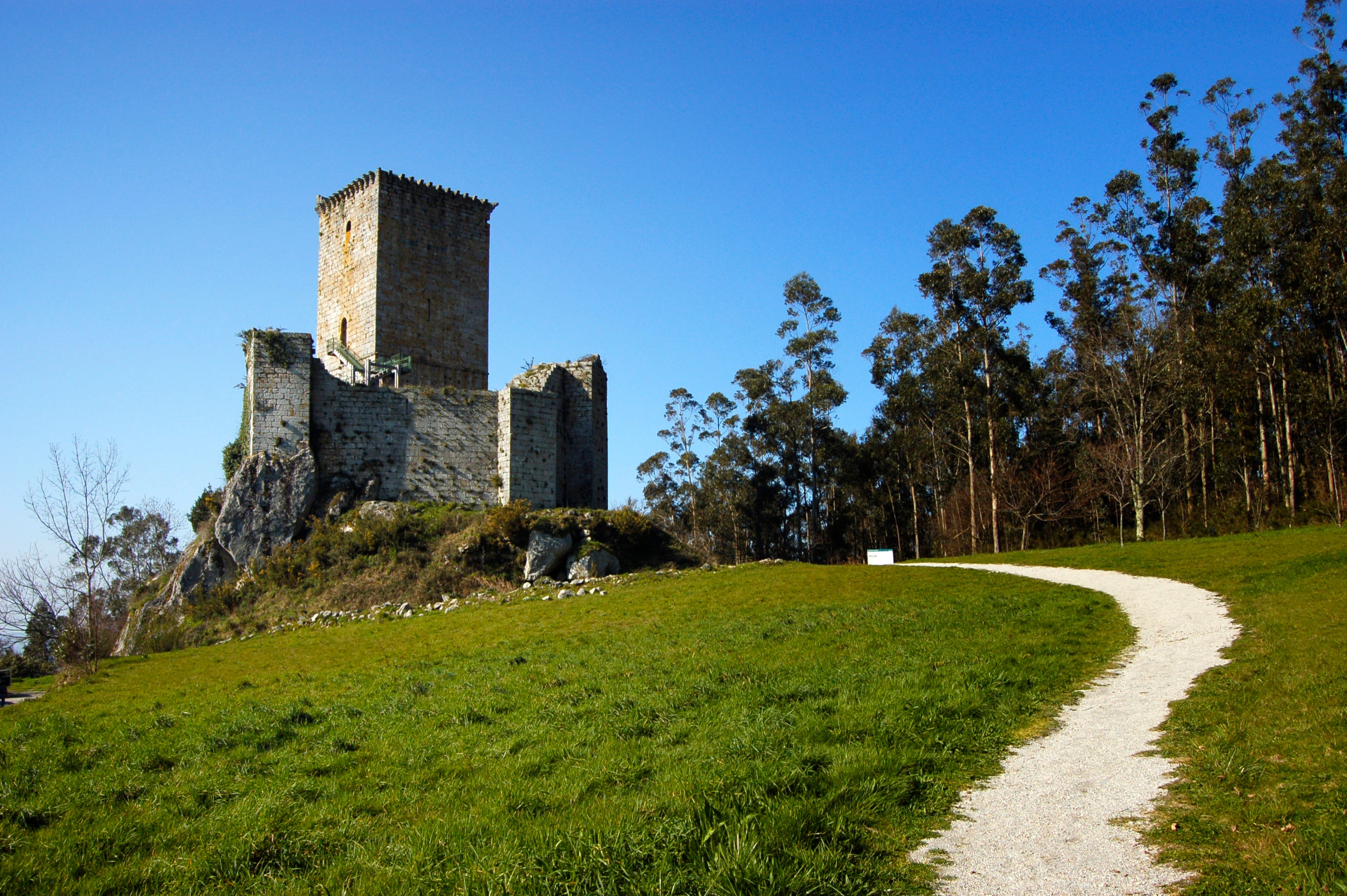 Superkarmen Nos Lleva De Ruta Hasta El Castillo De Andrade Gente superkarmen-nos-lleva-de-ruta-hasta-el-castillo-de-andrade-gente