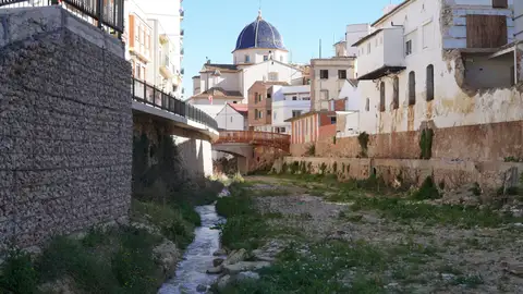 Obras de la CHJ en la cabecera del barranco del Poyo, a su paso por el núcleo urbano de Chiva (Valencia). Obras de la CHJ en la cabecera del barranco del Poyo, a su paso por el núcleo urbano de Chiva (Valencia).