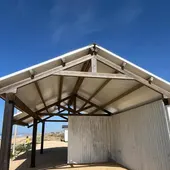 Instalación de las nuevas casetas en Vejer Instalación de las nuevas casetas en Vejer