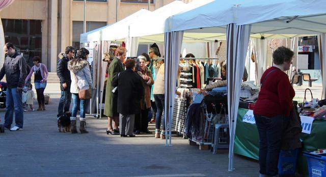 La Plaça Major de Vila-real acoge este fin de semana la Feria Outlet del Comercio con descuentos y actividades para todos los públicos La Plaça Major de Vila-real acoge este fin de semana la Feria Outlet del Comercio con descuentos y actividades para todos los públicos