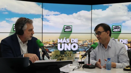 Javier Cercas con Carlos Alsina en Más de uno Javier Cercas con Carlos Alsina en Más de uno