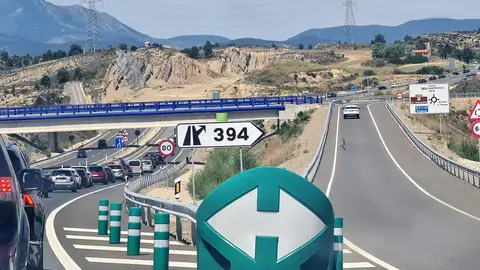 Los atascos en la A-23 son habituales los fines de semana Los atascos en la A-23 son habituales los fines de semana