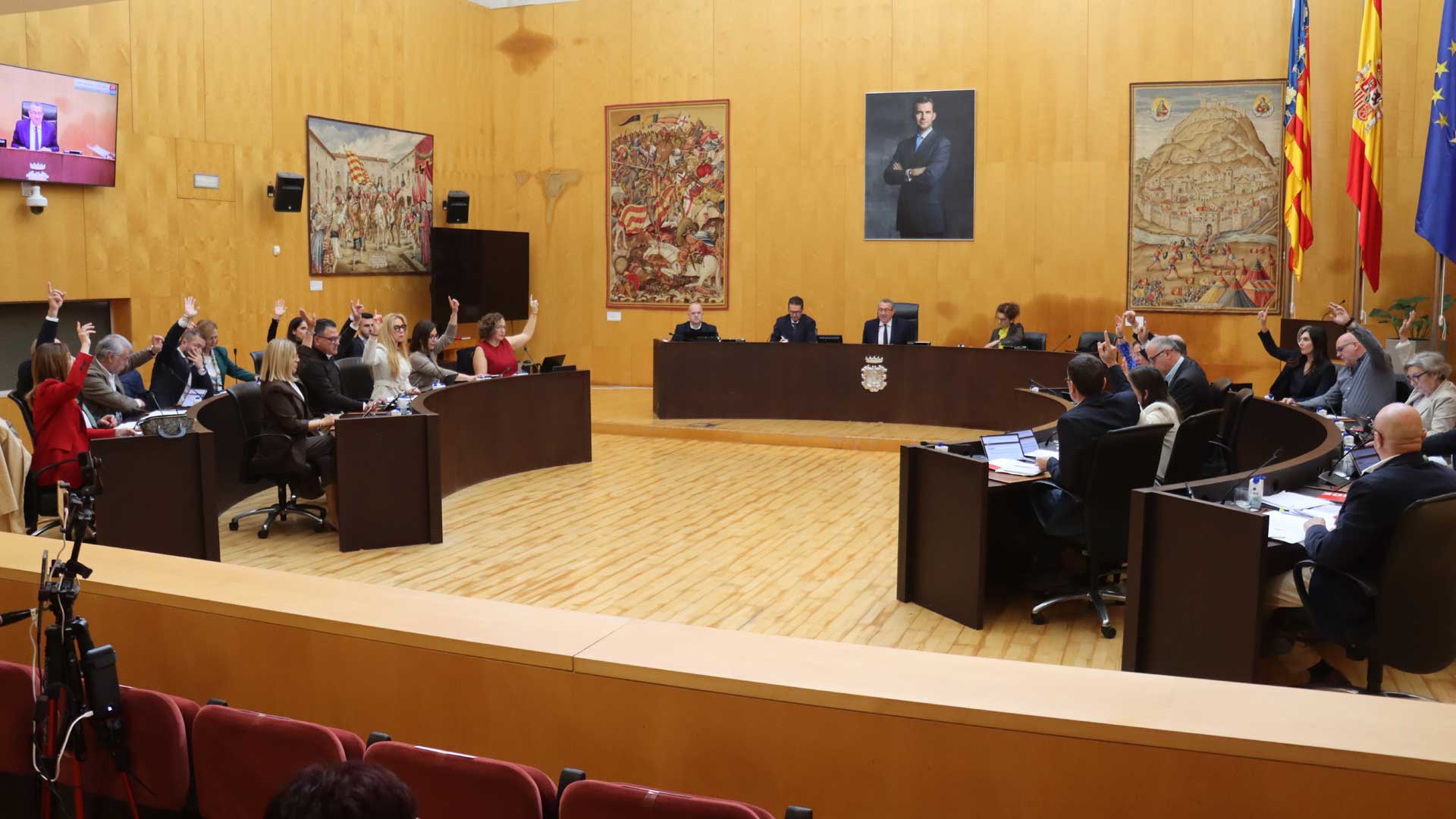 Benidorm respalda la adhesión al Fondo de Impulso Económico y buscar vías de acuerdo con los propietarios del APR7 Benidorm respalda la adhesión al Fondo de Impulso Económico y buscar vías de acuerdo con los propietarios del APR7