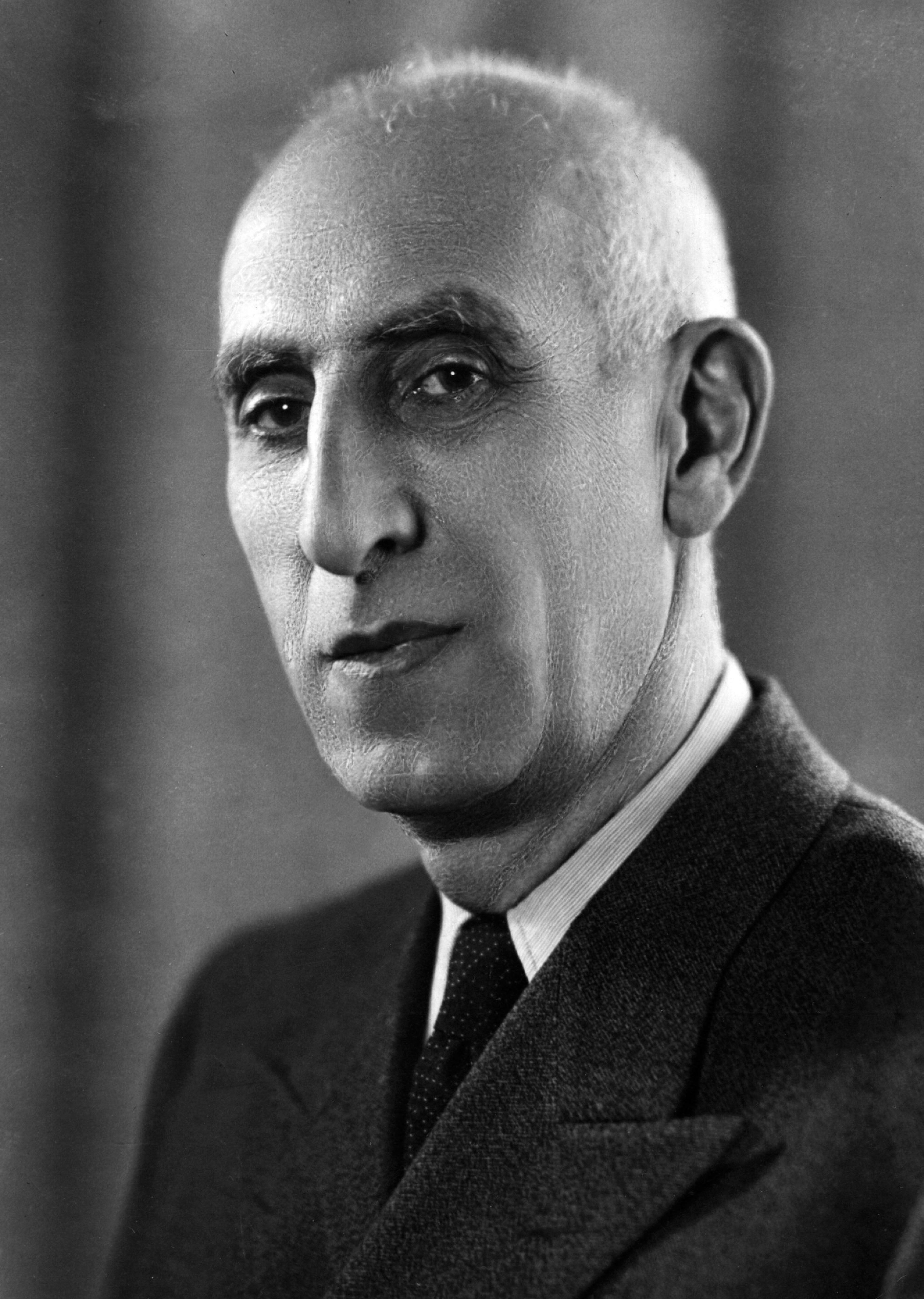 Primer ministro de Irán, Mohammad Mosaddeq Primer ministro de Irán, Mohammad Mosaddeq