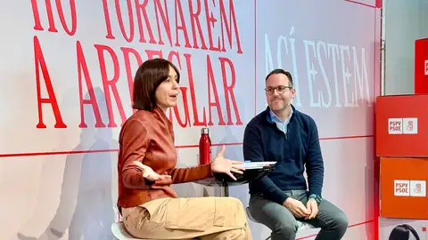 Diana Morant y Héctor Díez en el acto convocado por el PSOE de Elche. Diana Morant y Héctor Díez en el acto convocado por el PSOE de Elche.