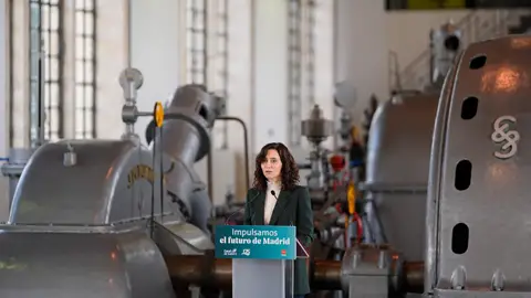 Isabel Díaz Ayuso en las instalaciones del Canal Isabel II de Torrelaguna Isabel Díaz Ayuso en las instalaciones del Canal Isabel II de Torrelaguna