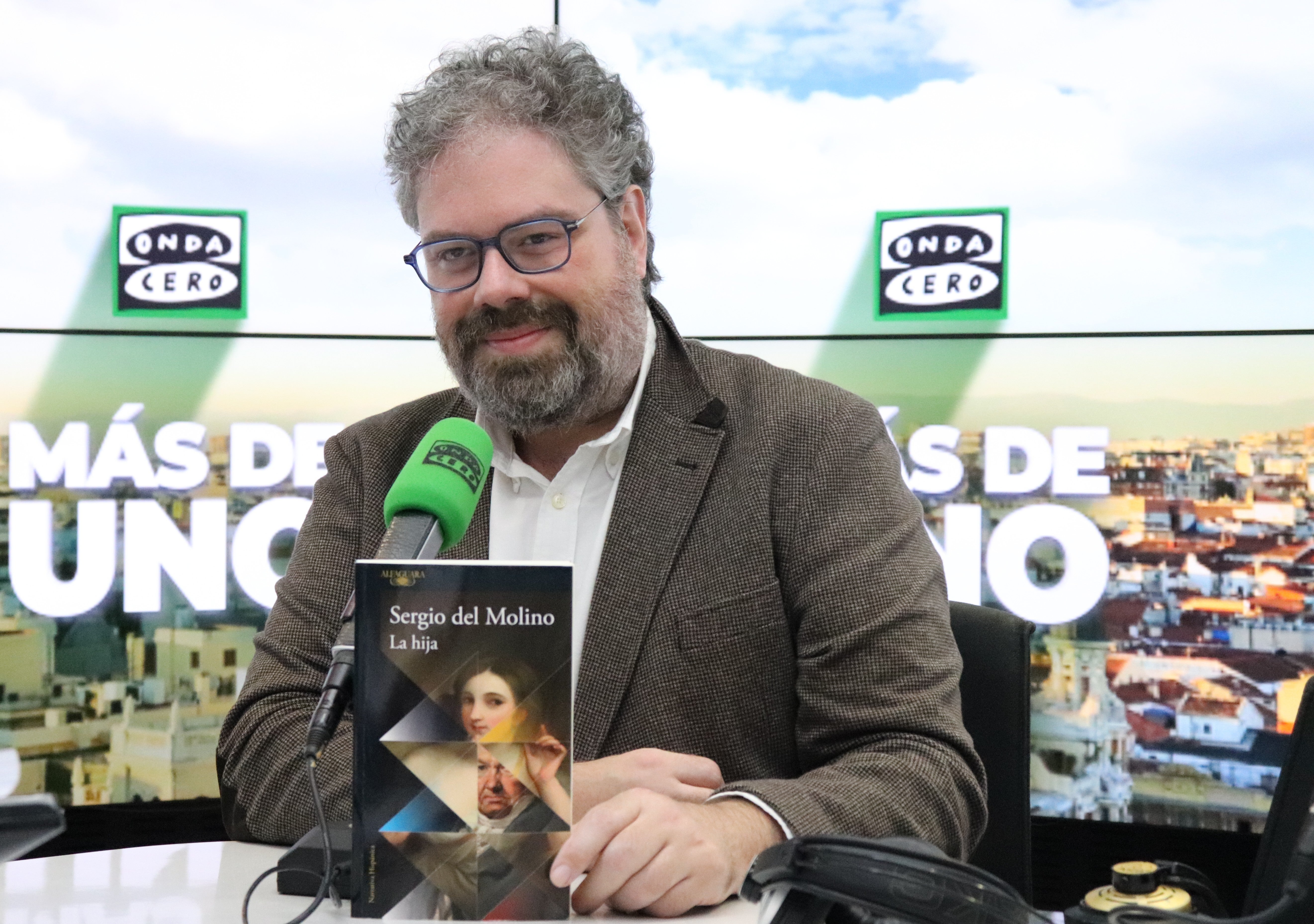Sergio del Molino, sobre el trabajo en su nueva novela 'La hija': "Soy un proletario cultural, no se me quita el complejo de pobre" Sergio del Molino, sobre el trabajo en su nueva novela 'La hija': "Soy un proletario cultural, no se me quita el complejo de pobre"