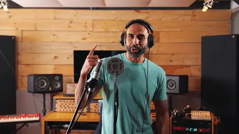 El Chojin lanza el primer disco del mundo que convierte las coberturas del seguro en canciones El Chojin lanza el primer disco del mundo que convierte las coberturas del seguro en canciones