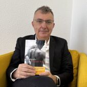 El escritor aragonés Manuel Vilas