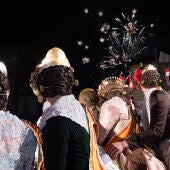 Benifaió abre la Exposición del Ninot 2026 y da la bienvenida a la fiesta fallera con la cabalgata y la crida