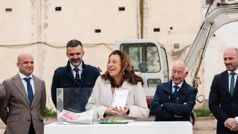 La Junta inicia la construcción de un nuevo instituto en Las Marinas con 620 plazas La Junta inicia la construcción de un nuevo instituto en Las Marinas con 620 plazas