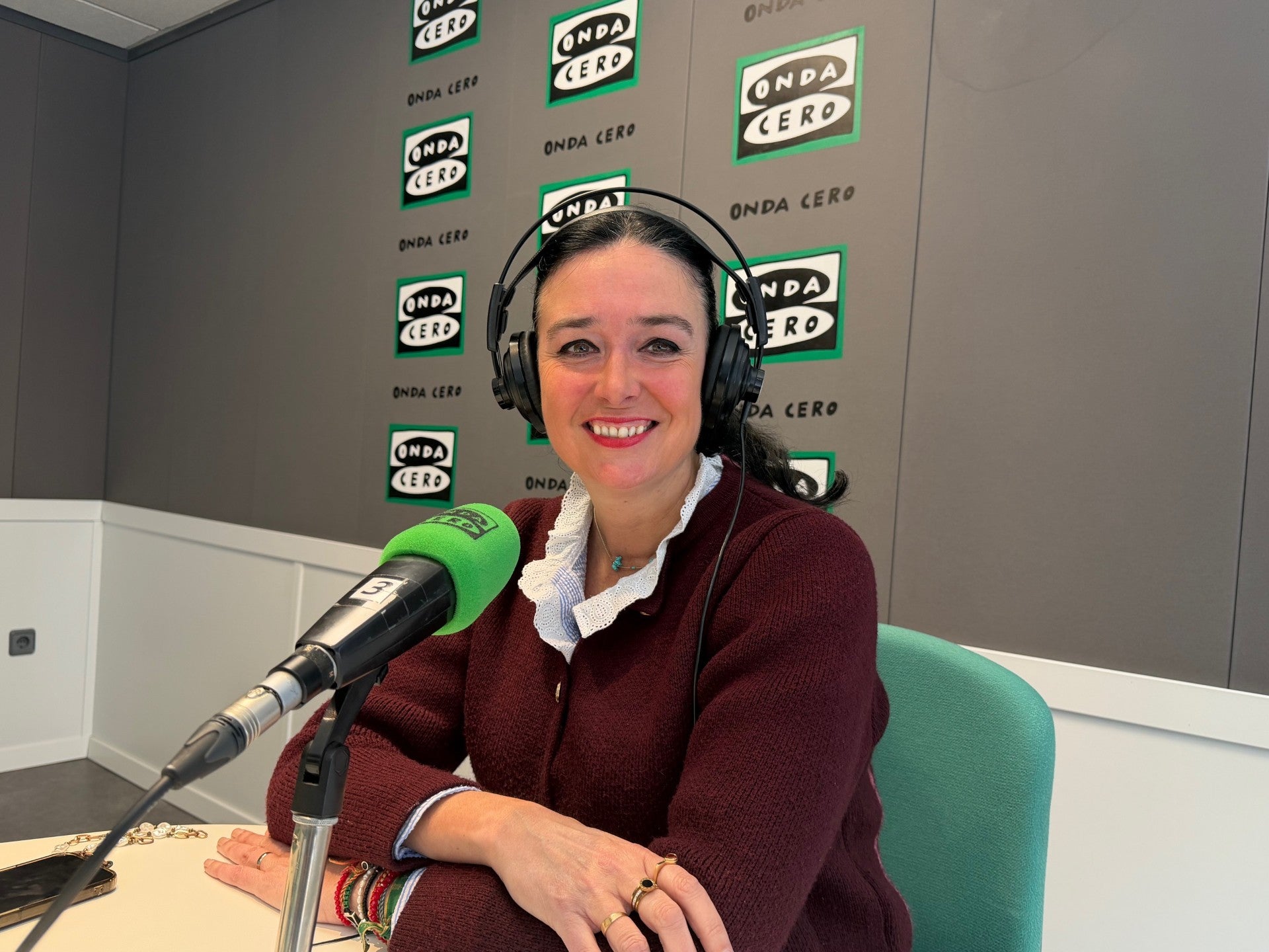 El Ayuntamiento de Huesca recibe el proyecto para reforzar el bloque 4 de Santa Clara El Ayuntamiento de Huesca recibe el proyecto para reforzar el bloque 4 de Santa Clara