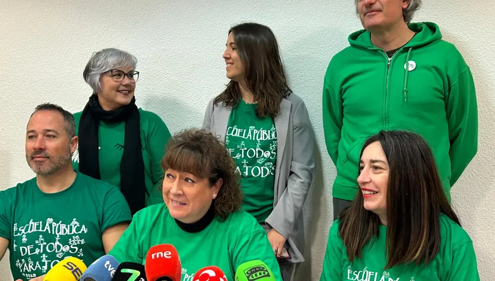 Escuela Pública La Rioja Escuela Pública La Rioja