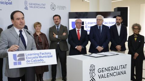 Presentación de la Escuela Municipal de Calzado y Learning Factory Presentación de la Escuela Municipal de Calzado y Learning Factory