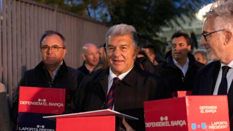 Laporta y Font superan claramente el n&uacute;mero de firmas