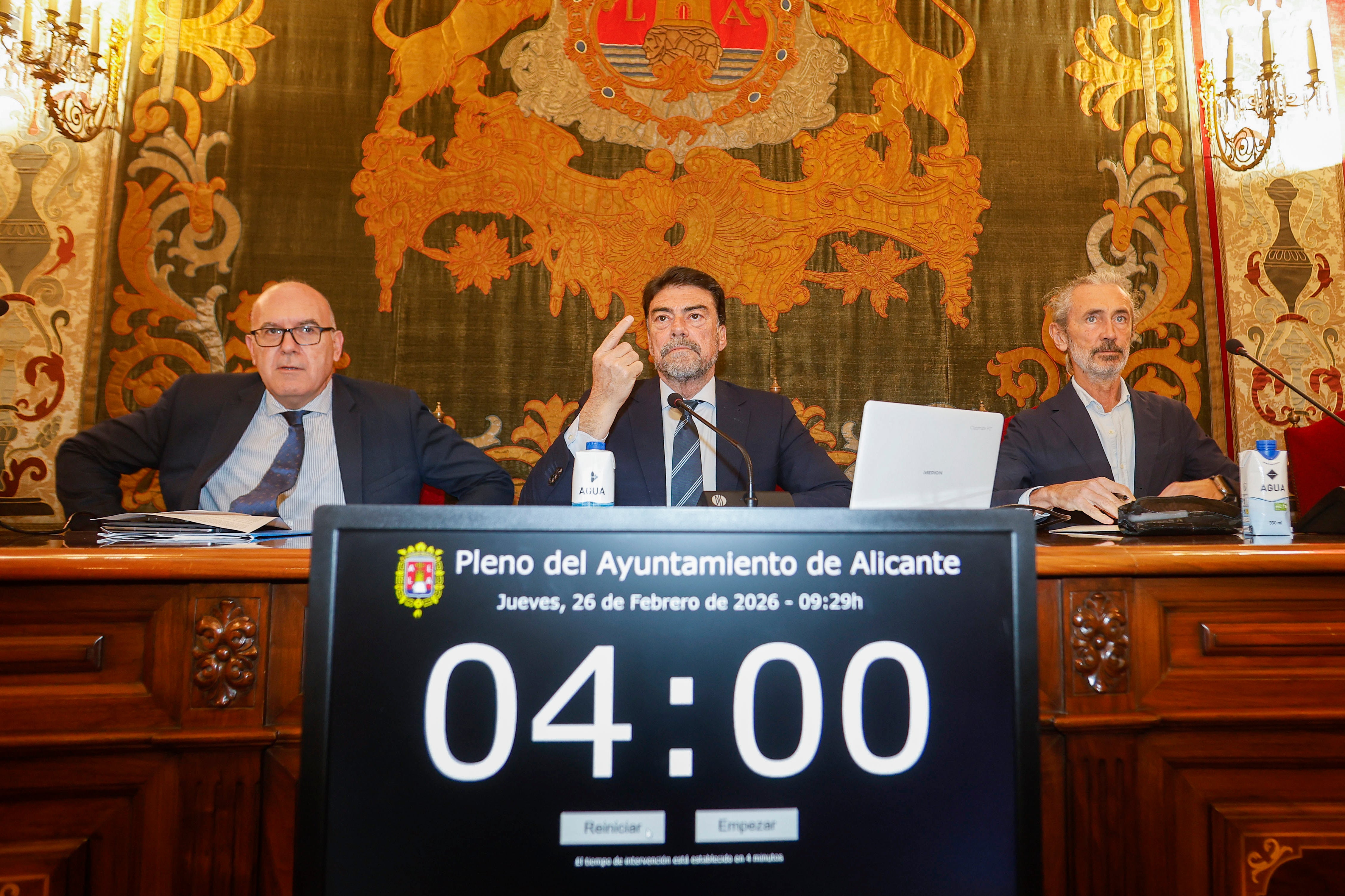 Alicante espera que la semana próxima se constituya la comisión especial sobre las viviendas de Les Naus Alicante espera que la semana próxima se constituya la comisión especial sobre las viviendas de Les Naus