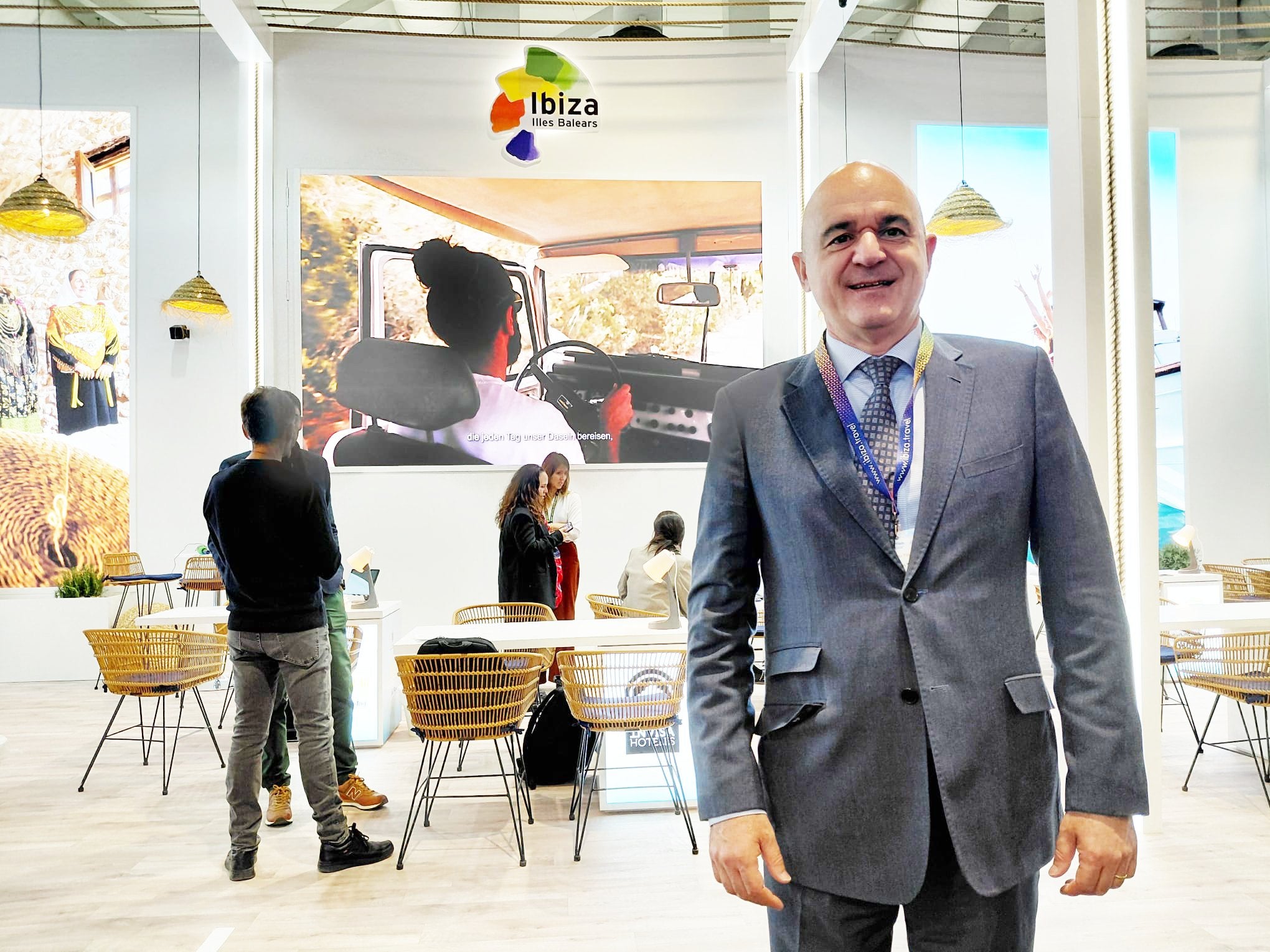 Vicent Marí: “El turista alemán es clave para Ibiza porque es fiel y respetuoso con la isla” Vicent Marí: “El turista alemán es clave para Ibiza porque es fiel y respetuoso con la isla”