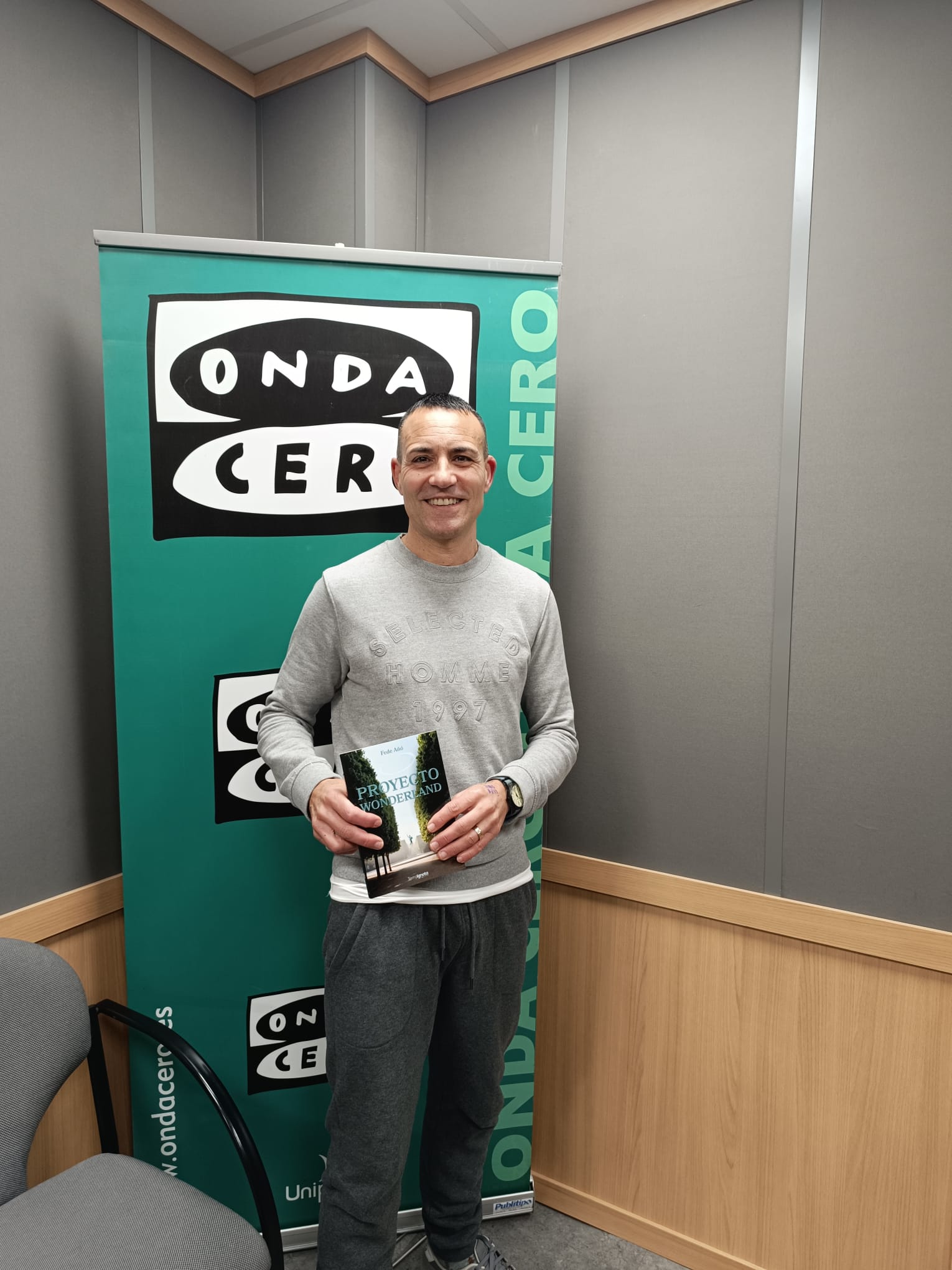 Reflexiones y recuerdos en "Proyecto Wonderland" Reflexiones y recuerdos en "Proyecto Wonderland"