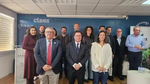 Diez empresas agroalimentarias extremeñas participan en la iniciativa público privada FoodLab para mejorar resultados Diez empresas agroalimentarias extremeñas participan en la iniciativa público privada FoodLab para mejorar resultados