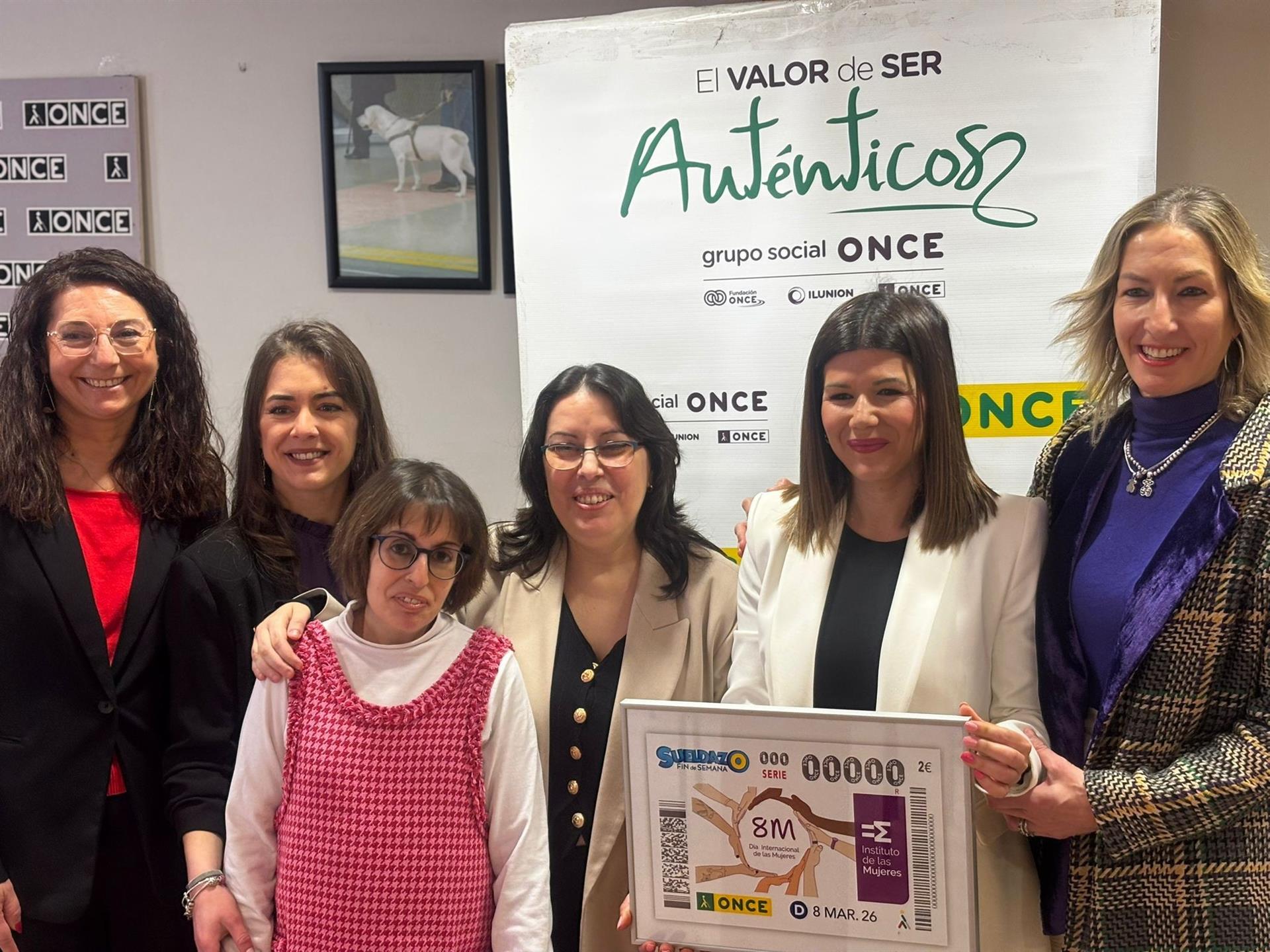La ONCE presenta en Cáceres el cupón del 8 de marzo dedicado al Día Internacional de las Mujeres La ONCE presenta en Cáceres el cupón del 8 de marzo dedicado al Día Internacional de las Mujeres