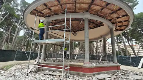 Comienzan las obras en el Templete de Música del Parque ‘Abelardo Sánchez’ Comienzan las obras en el Templete de Música del Parque ‘Abelardo Sánchez’