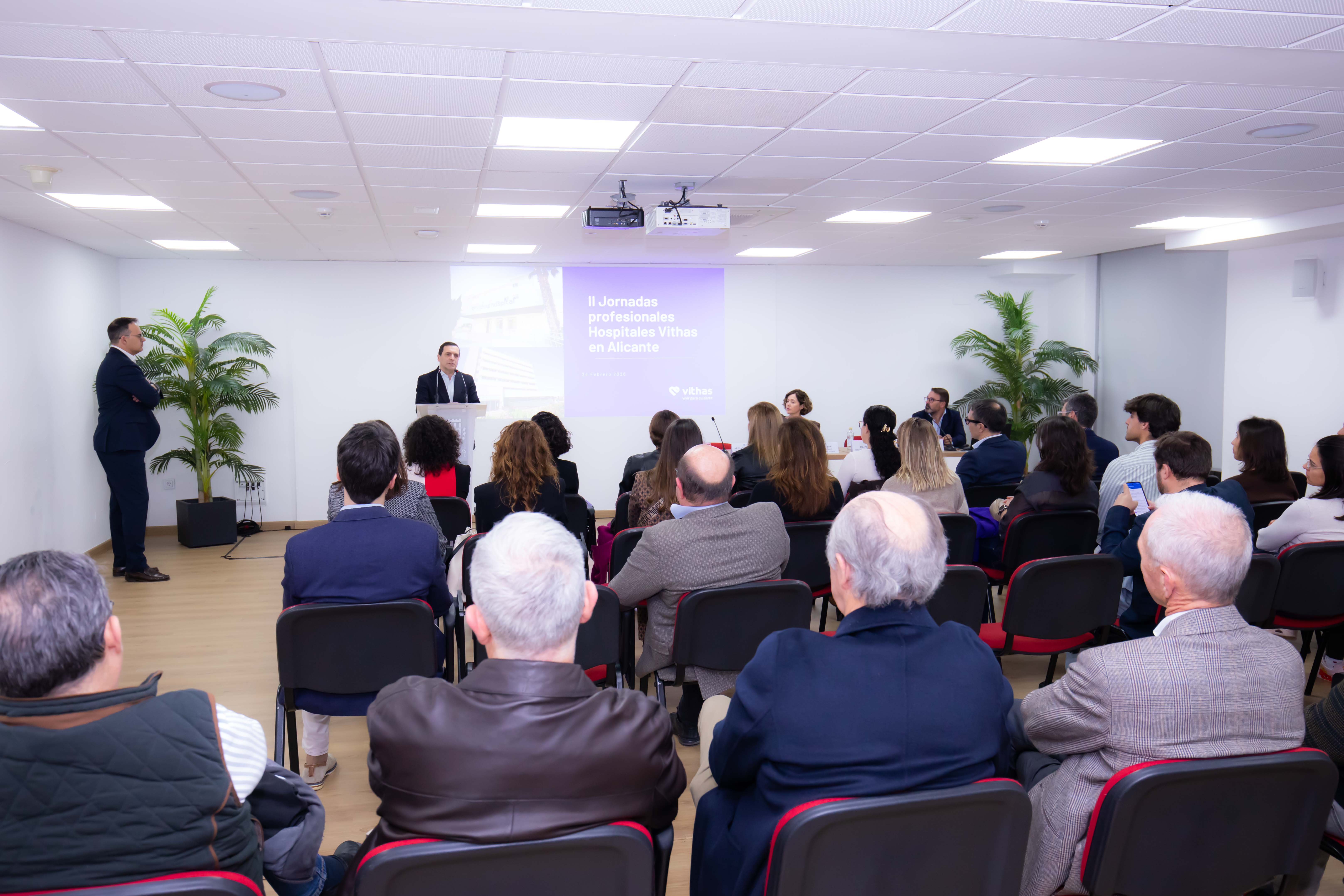 Vithas impulsa una ambiciosa transformación de los hospitales de Alicante basada en la especialización, complejidad y modernización Vithas impulsa una ambiciosa transformación de los hospitales de Alicante basada en la especialización, complejidad y modernización