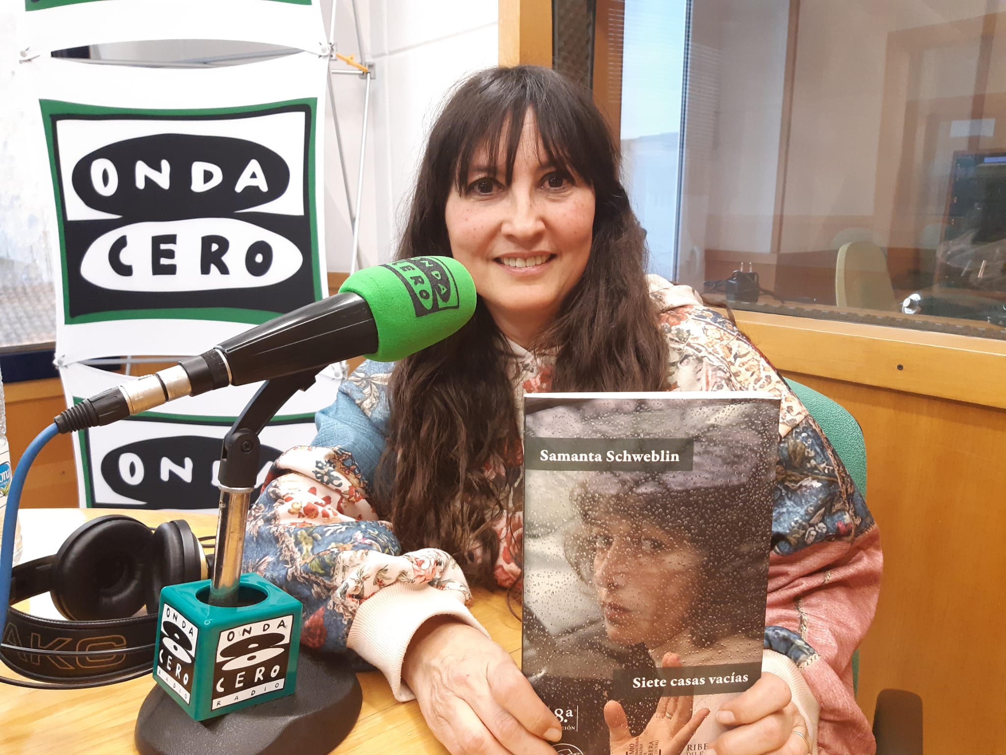 Mirades literàries sobre la bogeria, de l’estigma al mirall social Mirades literàries sobre la bogeria, de l’estigma al mirall social