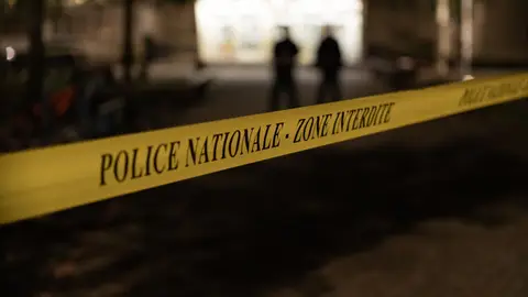 Imagen de archivo de una cinta policial en Francia. Imagen de archivo de una cinta policial en Francia.