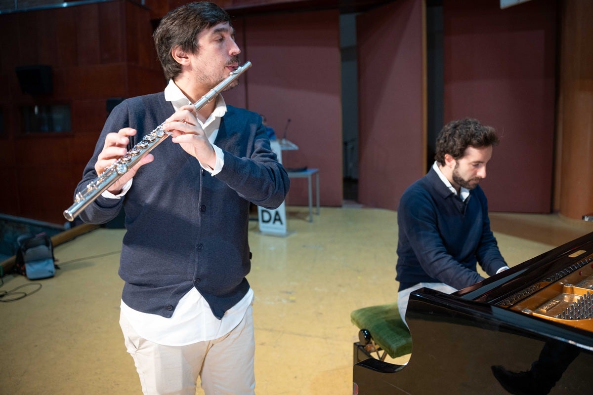 El proyecto musical titulado "Ibérica" unirá a la Big Band de Mérida con los músicos Sergio de Lope y Chico Pérez y otros reconocidos artistas El proyecto musical titulado "Ibérica" unirá a la Big Band de Mérida con los músicos Sergio de Lope y Chico Pérez y otros reconocidos artistas