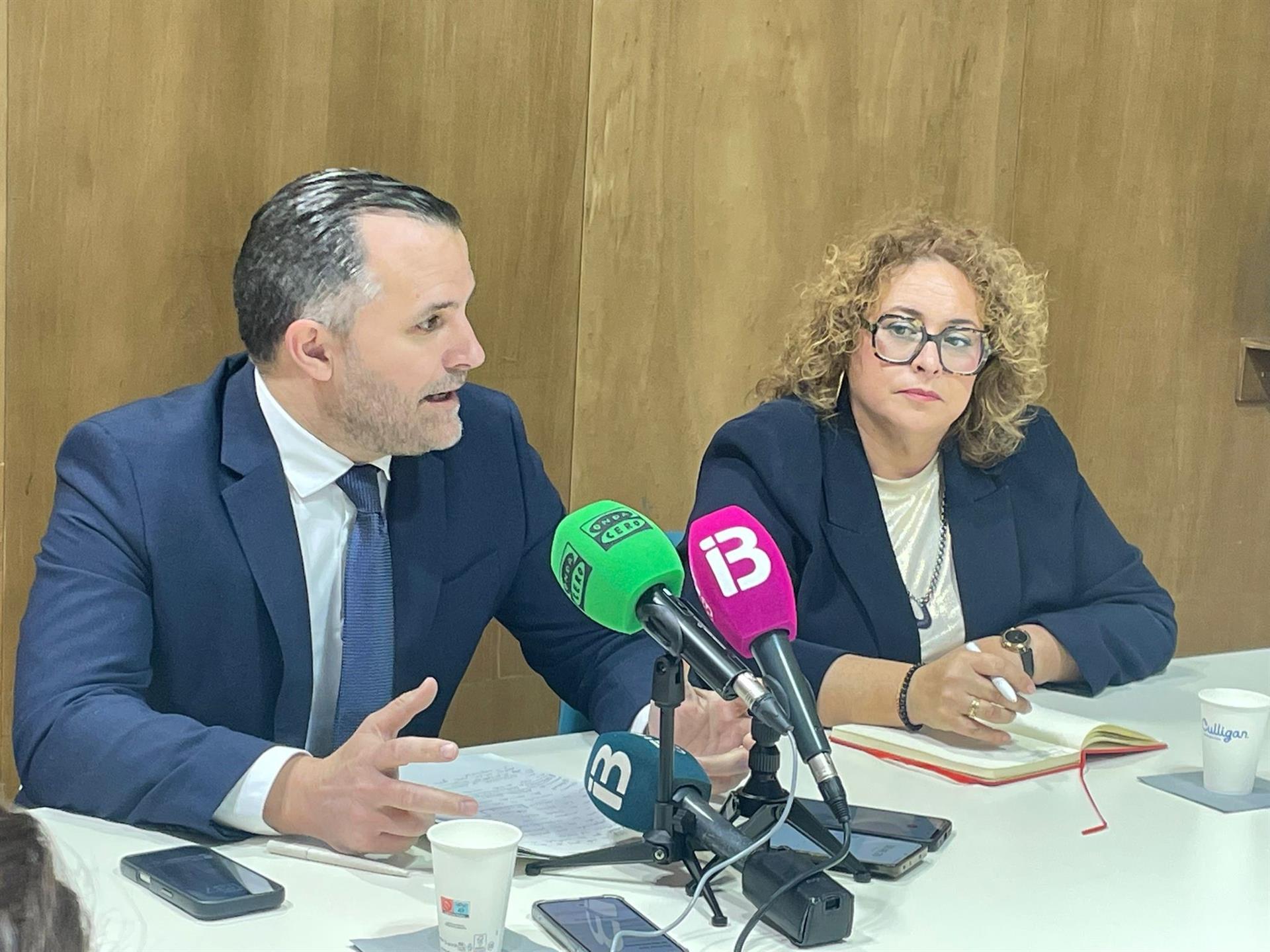 Los hoteleros de Mallorca instan a la "máxima prudencia" y a ofrecer seguridad al mercado alemán Los hoteleros de Mallorca instan a la "máxima prudencia" y a ofrecer seguridad al mercado alemán