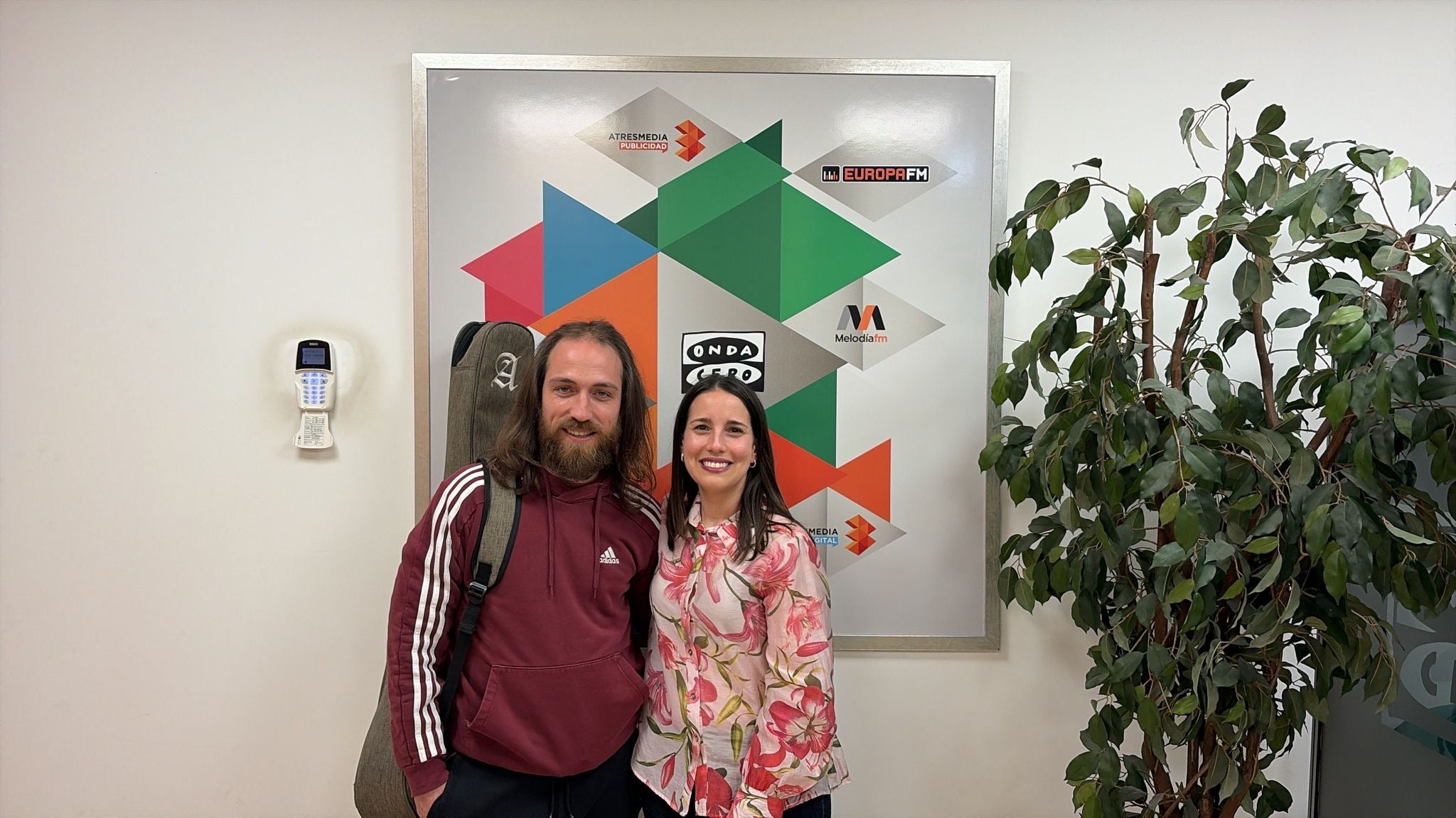 "Que se vayan de mí" el último single del emeritense Shuli que triunfa en redes y plataformas "Que se vayan de mí" el último single del emeritense Shuli que triunfa en redes y plataformas